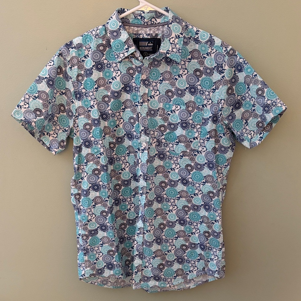 Men's Monument Blue Geometric Foral Pattern Short Sleeve Button Up Shirt Small